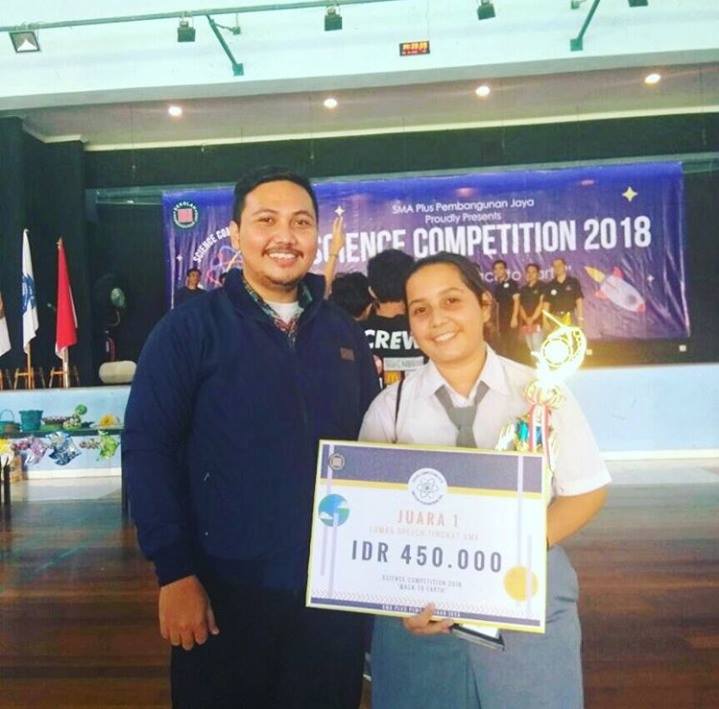 JUARA SPEECH CONTEST COMPETITION SMA YADIKA 6 DI SEKOLAH PEMBANGUNAN JAYA TAHUN 2018