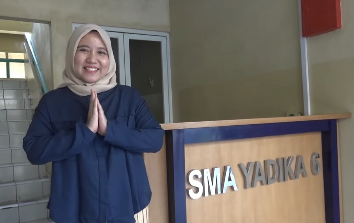 PERKENALAN GURU SMA YADIKA 6